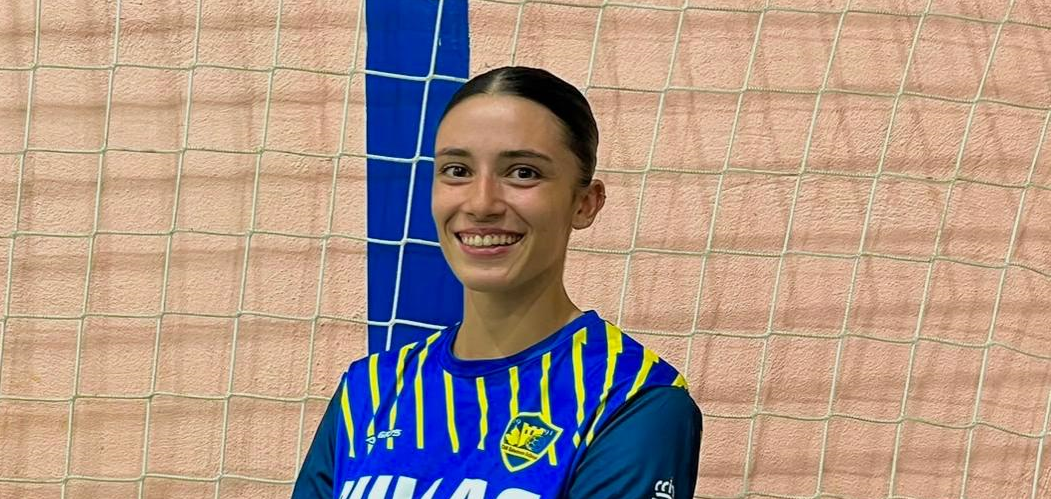 Sofía Escámez vuelve a casa para reforzar al Balonmano Bullense
